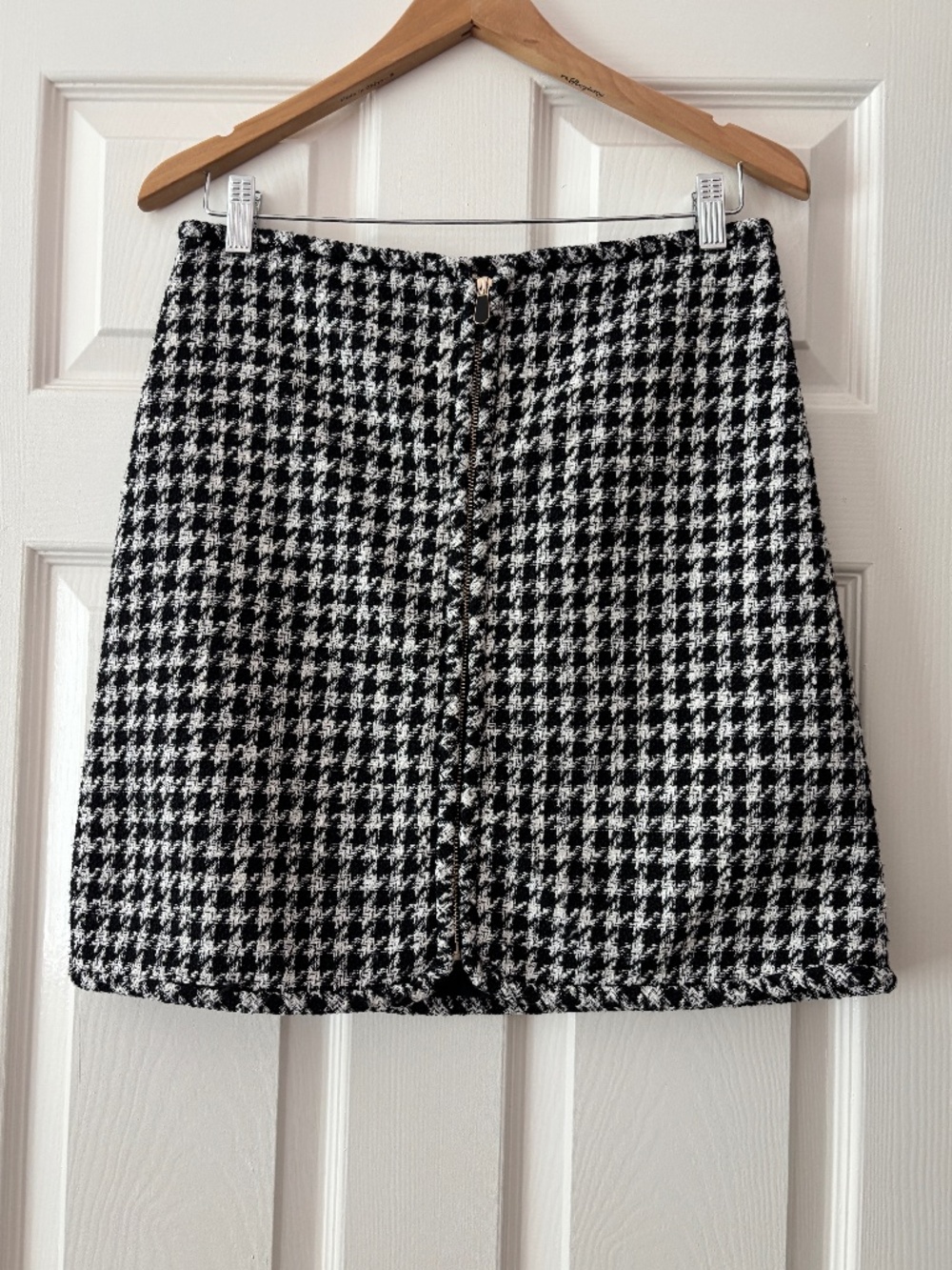 Maison d'Amelie Tweed Mini Skirt - Black & White Houndstooth Size 6 - Picture 2 of 10